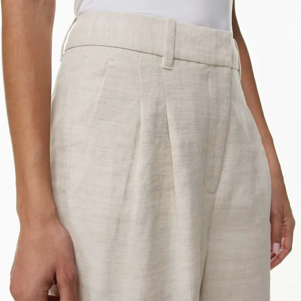 Aritzia Wilfred The Effortless Linen Cropped Pant in Natural Ecru